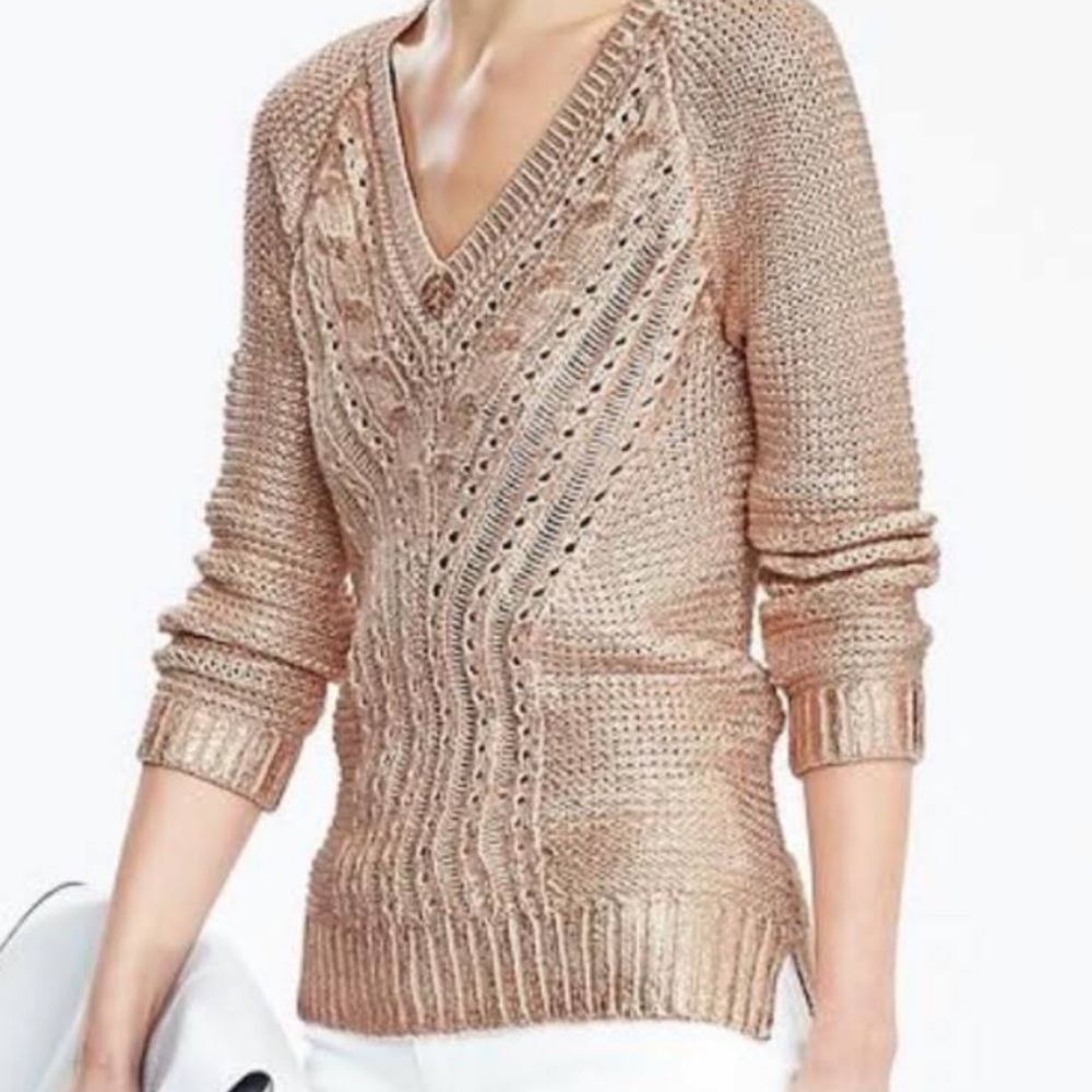 Rose gold Sweater. Size S. New!